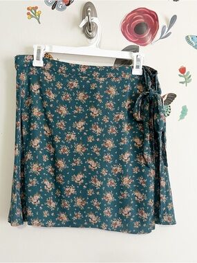 American Eagle Outfitters Teal Floral Tie-Waist Wrap Mini Skirt L